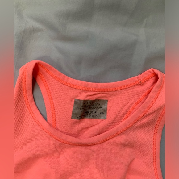 𝅺Athleta Ruched Sides Tank Top 🌴 - Picture 3 of 6